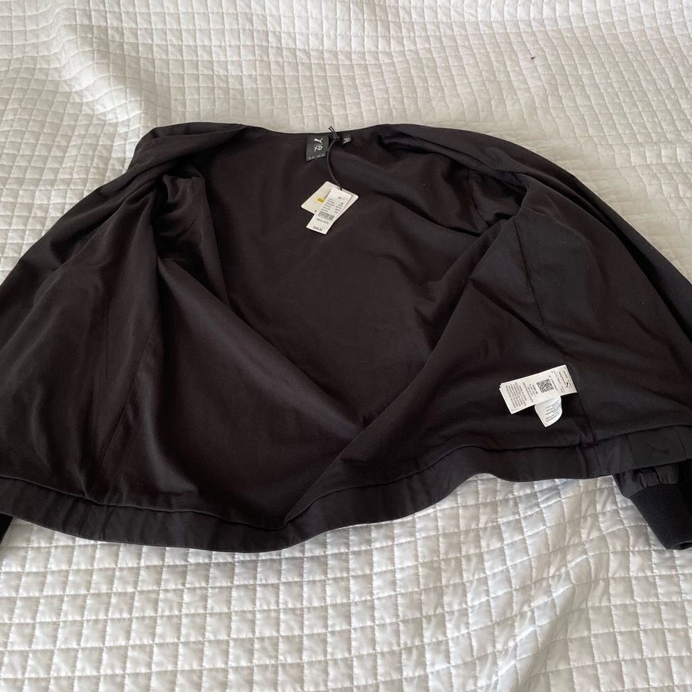 Puma XO Bomber Jacket collaboration w/ The Weekend NWT - Picture 8 of 10